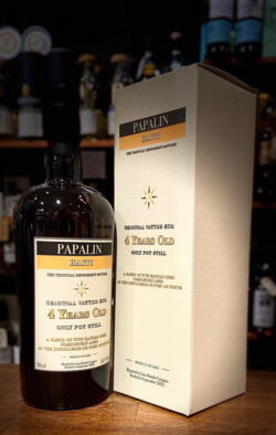 Papalin 4 years Haiti rum 53,1%