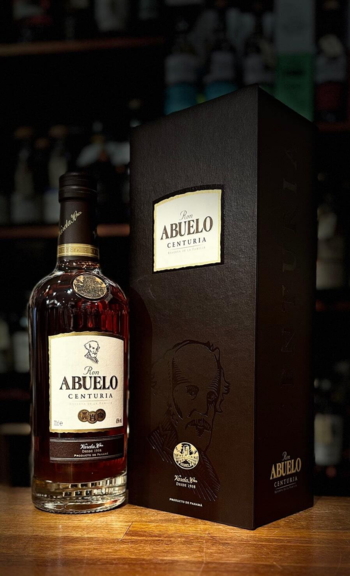 Abuelo Centuria Reserva de la Famille