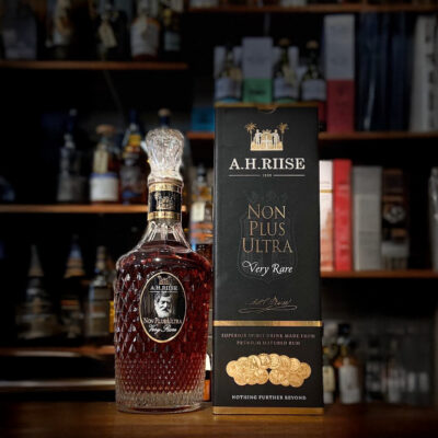 A H Riise Non Plus Ultra Very Rare 42%