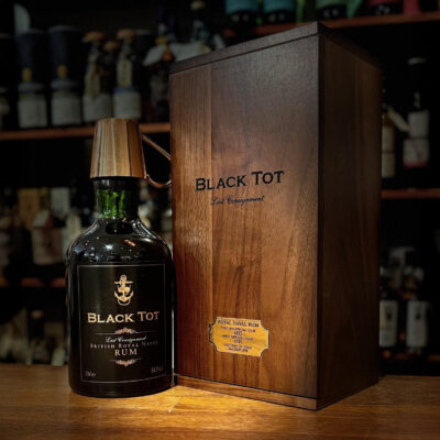 Black Tot Last Consignment British Royal Navy 54,3%