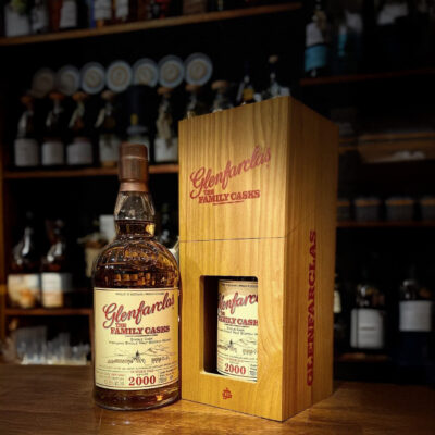 Glenfarclas Family Casks 2000 #3286 52,8%