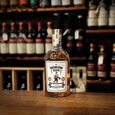 Socializar 8 års Venezuela Rum 43%